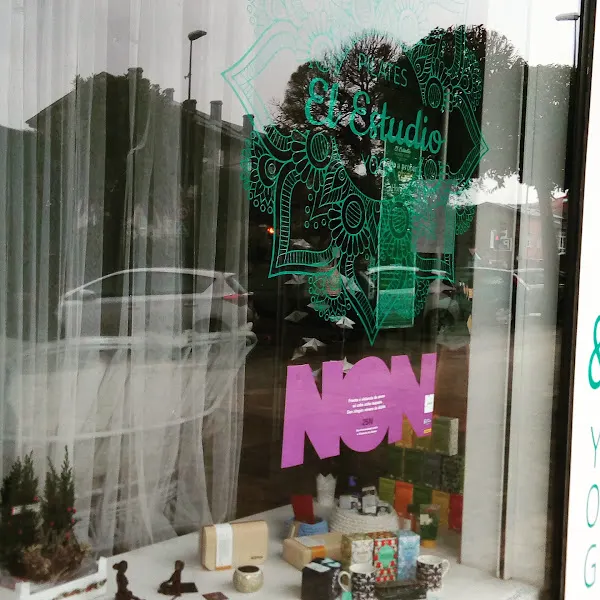 El Estudio PILATES & YOGA - Centro de pilates en Oleiros - foto 2