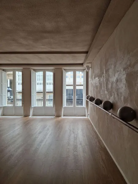 Prana Studio Yoga - A Coruna