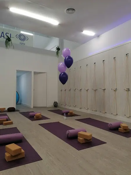 Ajña, Escuela de Yoga - Logroño