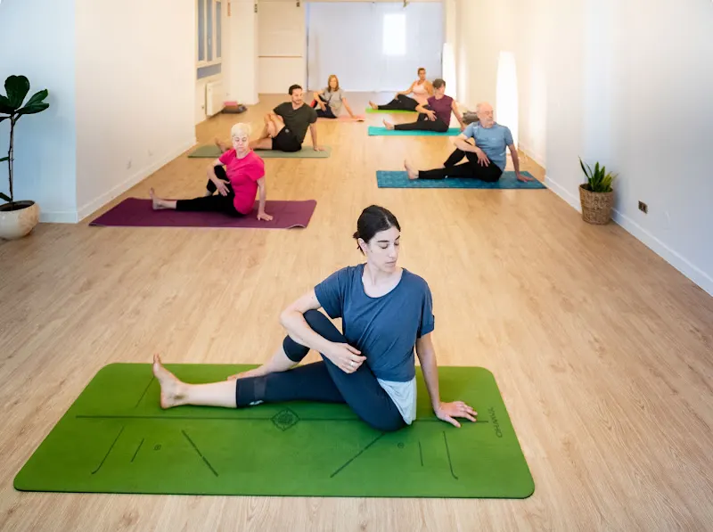 Eman Yoga Studio - Centro de yoga en Vitoria-Gasteiz - foto 2