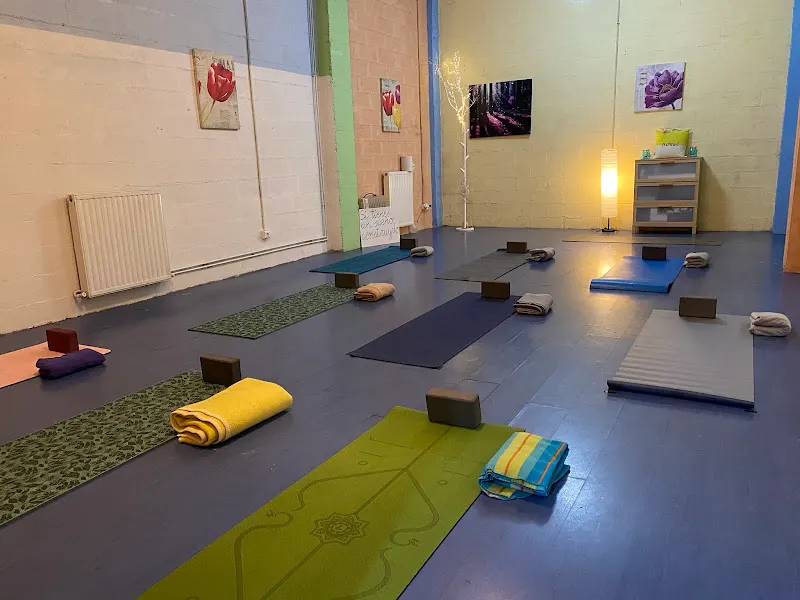 YOGA CON AMOR ️ ️CENTRO DE YOGA Y BIENESTAR - Centro de yoga en Bilbao - foto 2