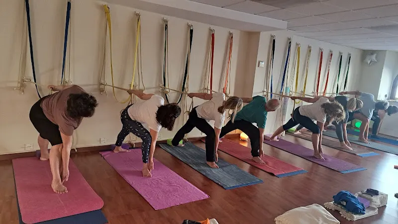 Zentro Yoga Logroño - Centro de yoga en Logroño - foto 2