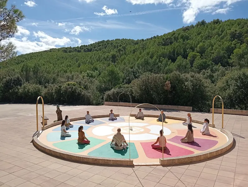 Escuela de Yoga Integral Mahashakti - Centro de yoga en Tafalla - foto 2