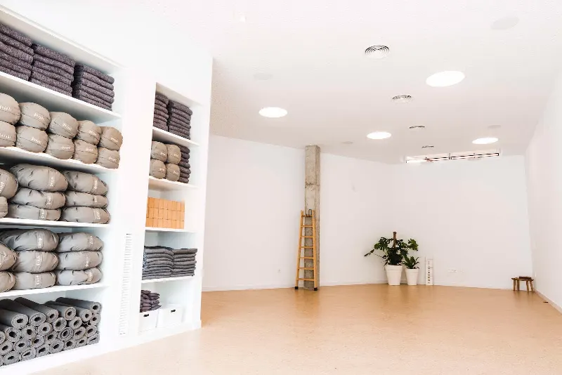 Zona Phi • Yoga Alicante - Centro de yoga en Alicante - foto 2