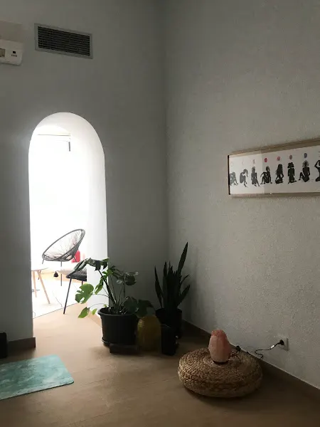 MoonYoga - Centro de yoga en Alicante - foto 2
