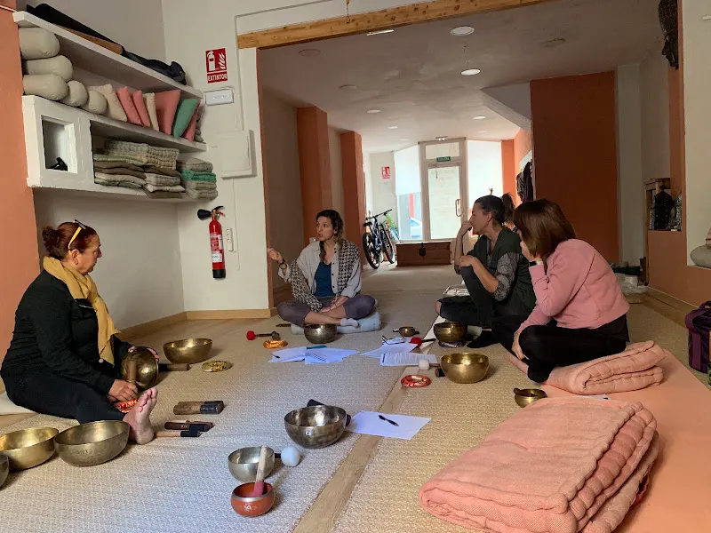 Escuela Yoga Raices - Benidorm