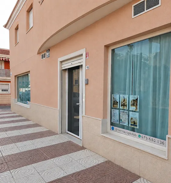 Marina Yoga Club - Centro de yoga en Aguadulce - foto 2