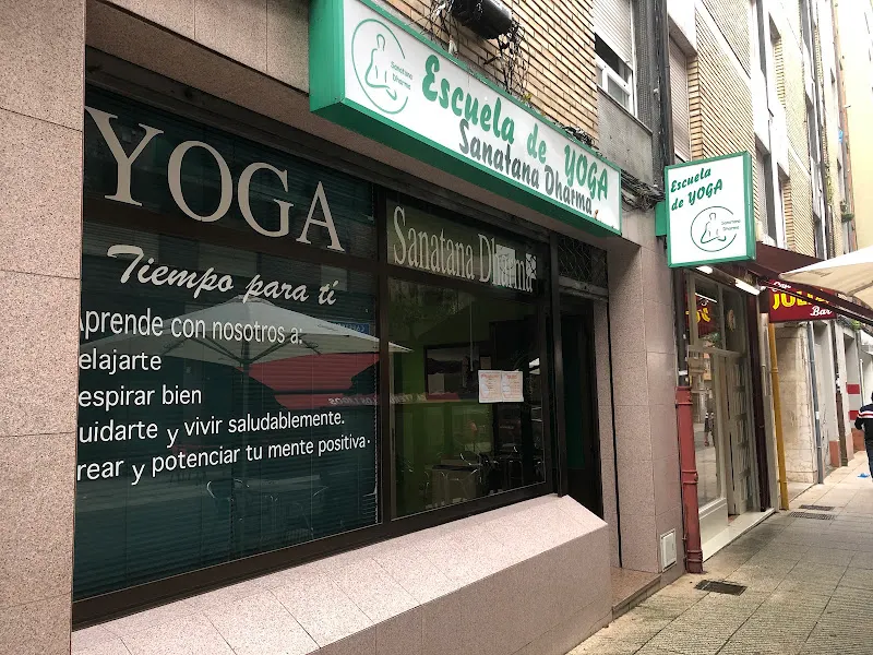 Centro de Yoga Sanatana Dharma Oviedo - Centro de yoga en Oviedo - foto 2