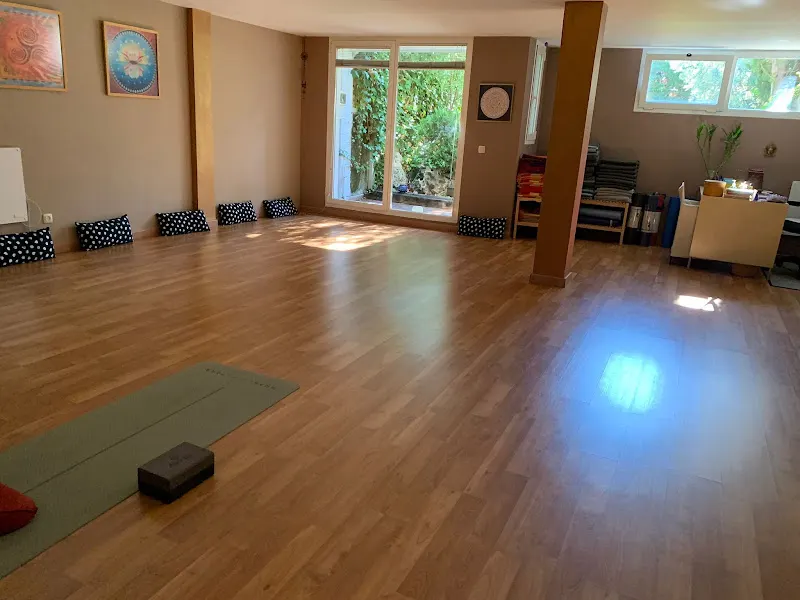 Yoga Casa del Sol - Centro de yoga en Villanueva de la Cañada - foto 2