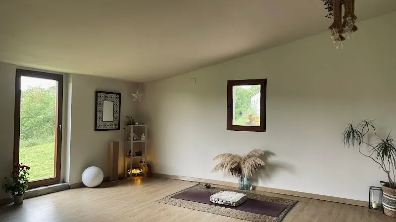 Yogala. - Centro de yoga en Vic - foto 2