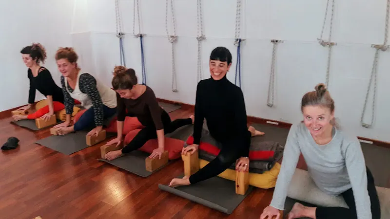 Yoga Poblenou - Centro de yoga en Barcelona - foto 2