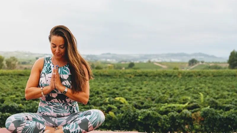 Flow Yoga Barcelona - Centro de yoga en Cerdanyola del Vallès - foto 2