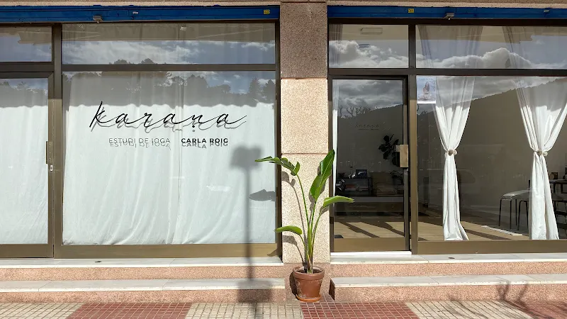 Karana Estudi De Ioga - Centro de yoga en Hospitalet de Llobregat (L) - foto 2