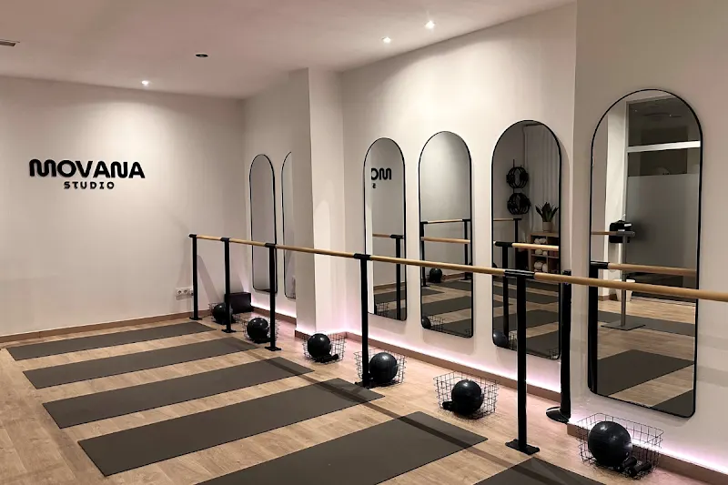 YOGA VIDANAM - Centro de pilates en Sant Adrià de Besòs - foto 2