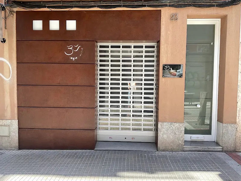 Yoga Centre - Centro de yoga en Terrassa - foto 2