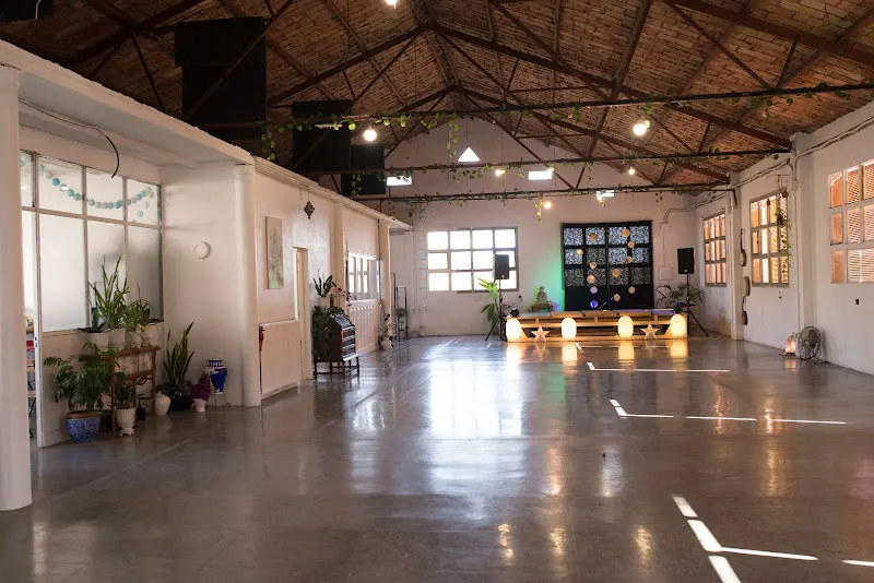 Amrita Yoga - Centro de yoga en Hospitalet de Llobregat (L) - foto 2
