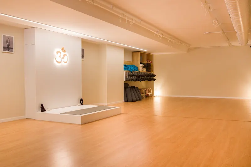 YogaOne Marina - Centro de yoga en Barcelona - foto 2