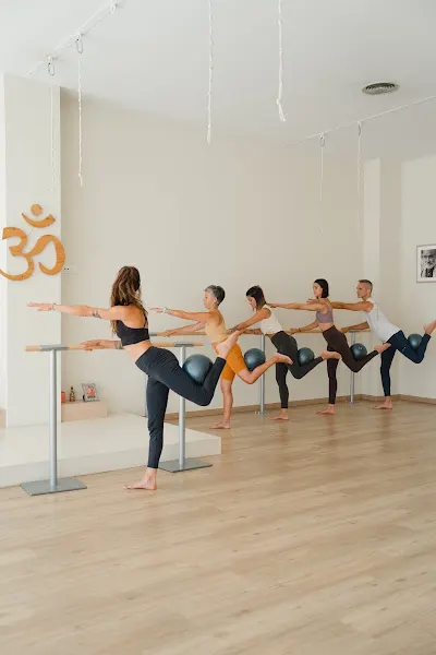 YogaOne Sabadell - Centro de yoga en Sabadell - foto 3