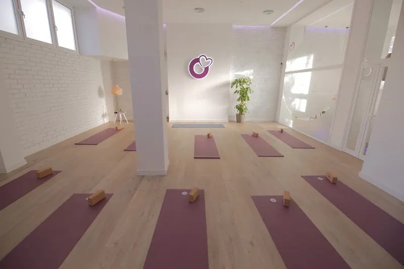 YOGA Sant Just - Centro de yoga en Sant Feliu de Llobregat - foto 3