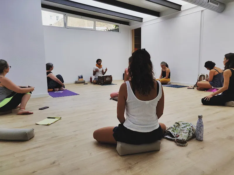 Maha Ma Yoga - Centro de yoga en Barcelona - foto 3