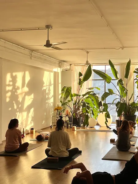 El 7 - Centro de yoga en Barcelona - foto 2