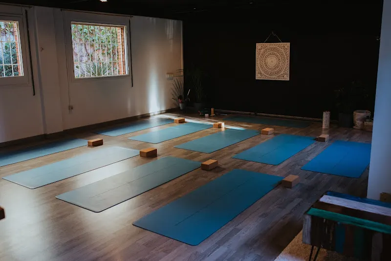 Arima Yoga - Centro de yoga en Barcelona - foto 2