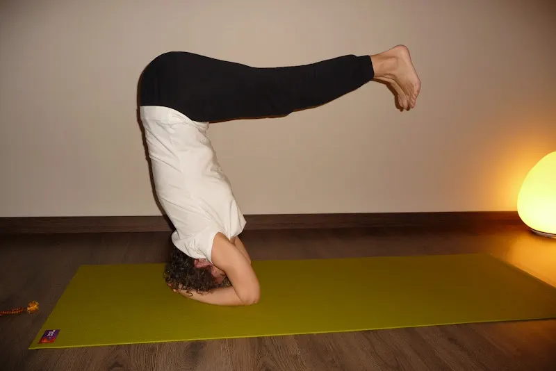 ESPAI SANTOSHA ESCOLA DE YOGA - Centro de yoga en Barcelona - foto 2
