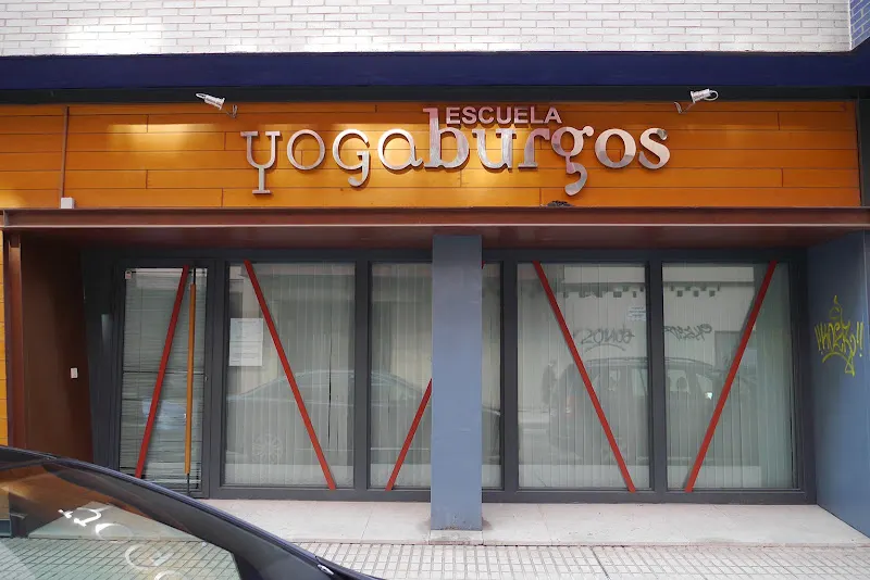 Escuela de Yoga Burgos SL - Burgos