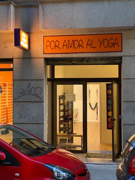 Por amor al Yoga - Centro de yoga en Madrid - foto 2