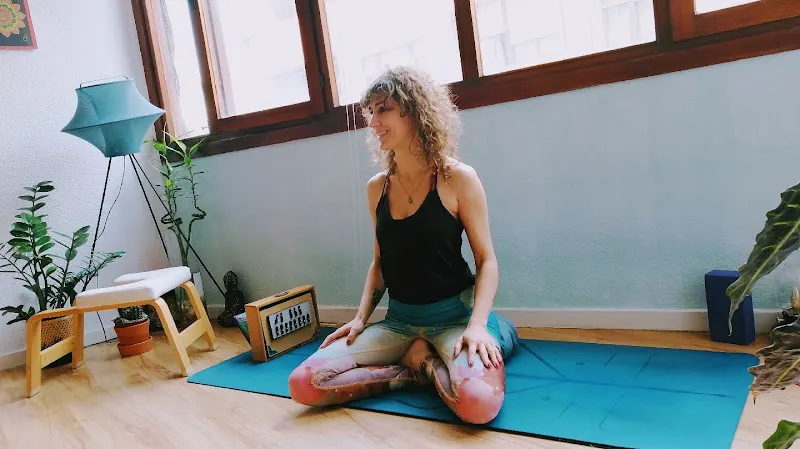 Uma Yoga Algeciras - Centro de yoga en Algeciras - foto 2