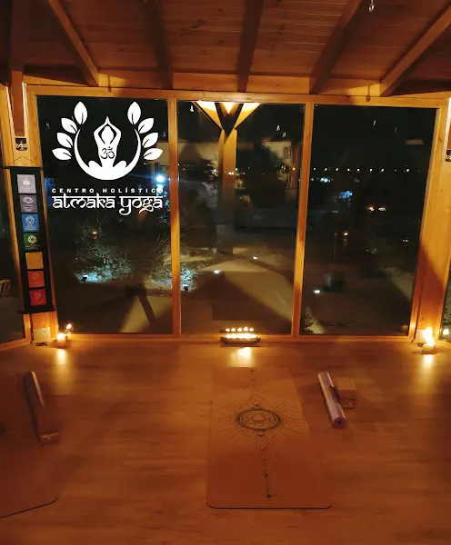 Atmaka Yoga Centro Holístico