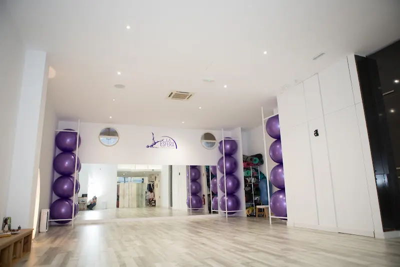 Centro La Esfera - Yoga, Pilates/Inteligencia Psicomotriz, Piscología, Haloterapia, Cosmética Natural - Centro de yoga en Cádiz - foto 2