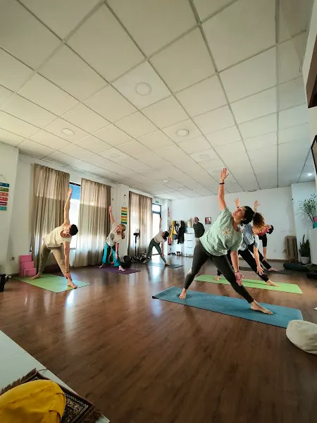 Melkart - Living Yoga Chiclana - Añadir número de teléfono del sitio en Chiclana de la Frontera - foto 2