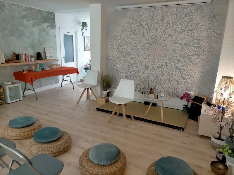 Espacio holístico Amatra - Centro de yoga en Jerez de la Frontera - foto 2