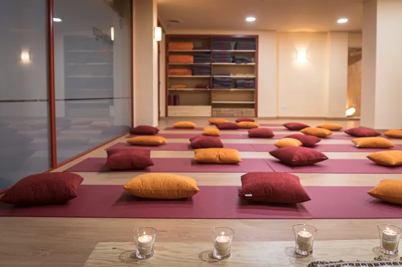 HappyYoga Girona - Centro de yoga en Girona - foto 2