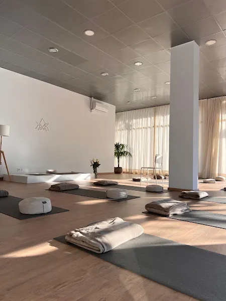 Entre Almas Palamós - Centro de yoga en Palamós - foto 2