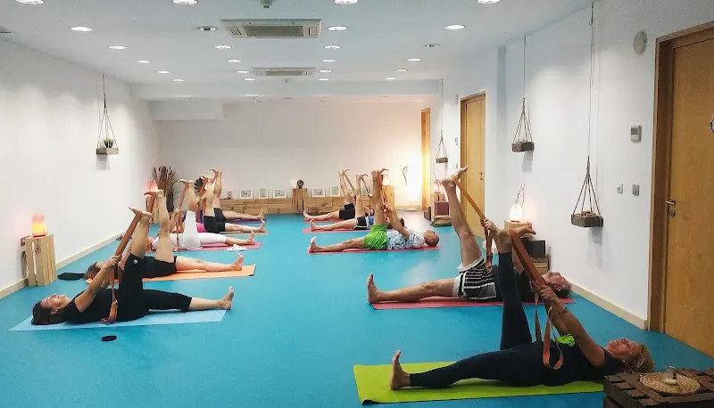AULA DE IOGA - Centro de yoga en Girona - foto 2