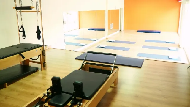 ESTUDI GHAZAL | pilates . ioga . dansa | Girona - Centro de pilates en Girona - foto 2