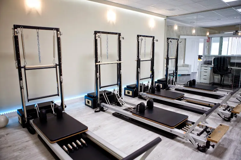 Flow | Pilates - Osteopatía - Granada