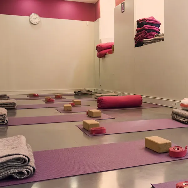 Dhara - Centro de yoga en Madrid - foto 2