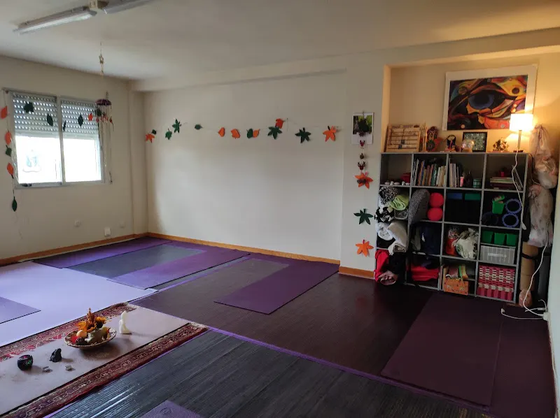 Centro de Yoga Umetoki: adultos, niños y adolescentes en Zizur Mayor. - Zizur Mayor