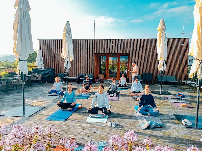 Yoga Beckles - Centro de yoga en Errenteria - foto 2