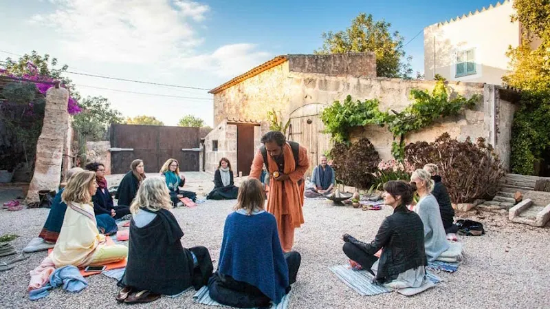 Yoga Retreats Mallorca - 200/300 Yoga Teachers Training in Spain - Centro de retiro de yoga en Felanitx - foto 2