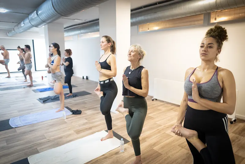 Coco Hot Yoga Ibiza - Centro de yoga en Ibiza - foto 2