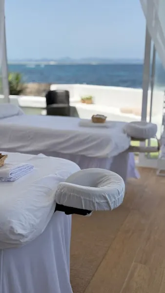 Relaxme Formentera - Massage & Yoga FRENTE AL MAR - Masajista deportivo en Ibiza - foto 2