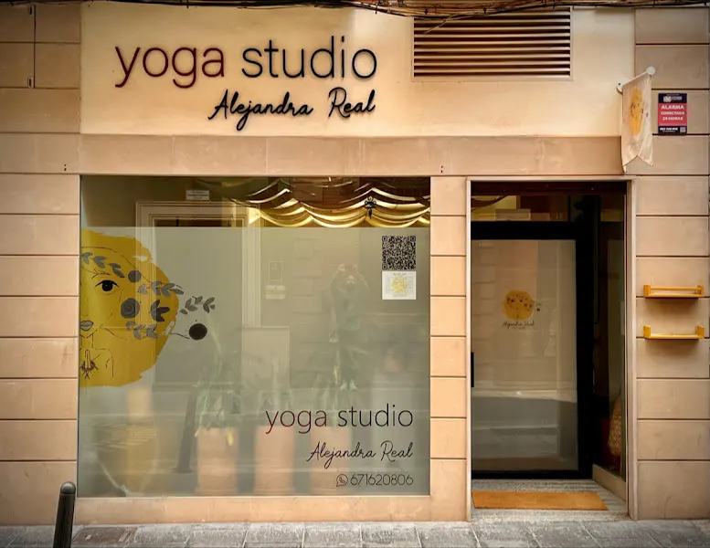 Yoga Studio Alejandra Real - Centro de yoga en Linares - foto 2