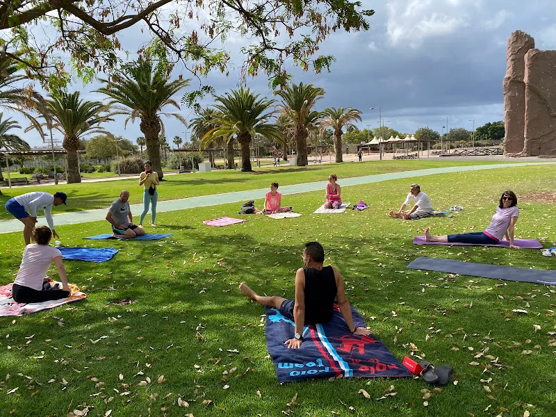 Yoga Maspalomas with Gisela Sunflower