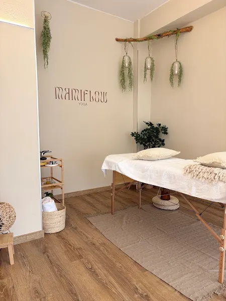 Estudio de yoga Mamiflow