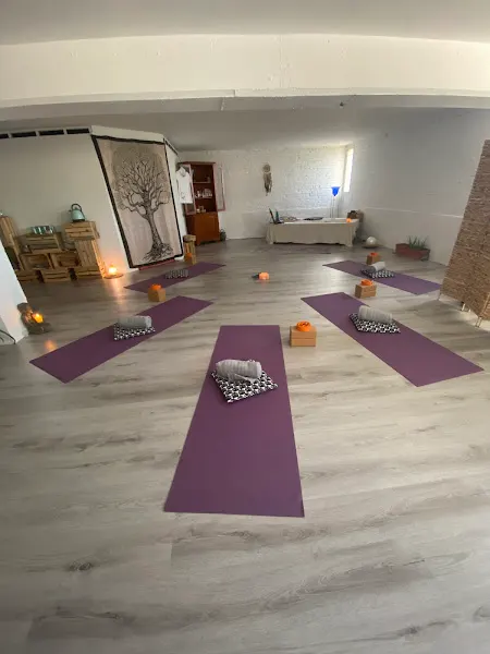 Mantra Harpreet - Centro de yoga en Manresa - foto 2