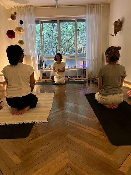 Atman Yoga & Benestar - Centro de yoga en Barcelona - foto 2